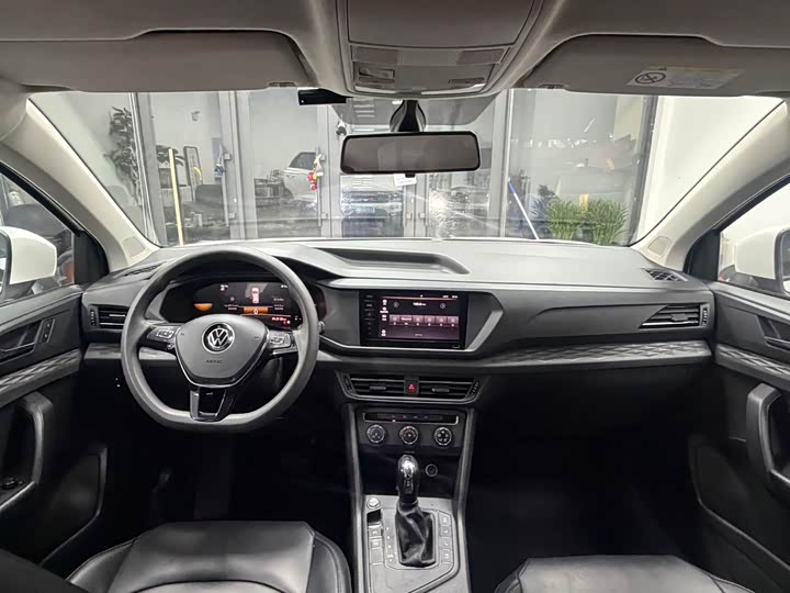 Фото 21 - Volkswagen Tharu