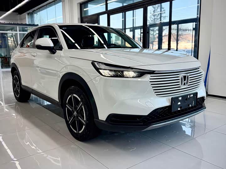 Фото 8 - Honda Vezel