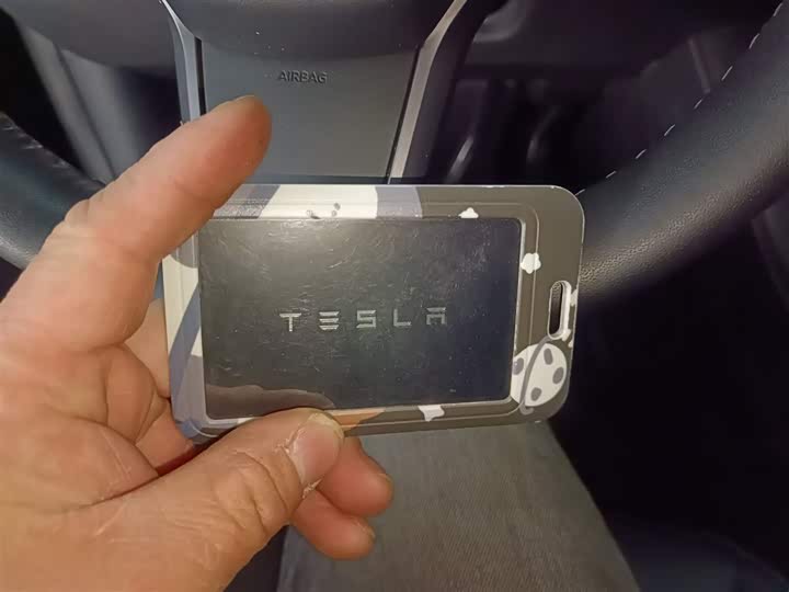 Фото 9 - Tesla Model Y