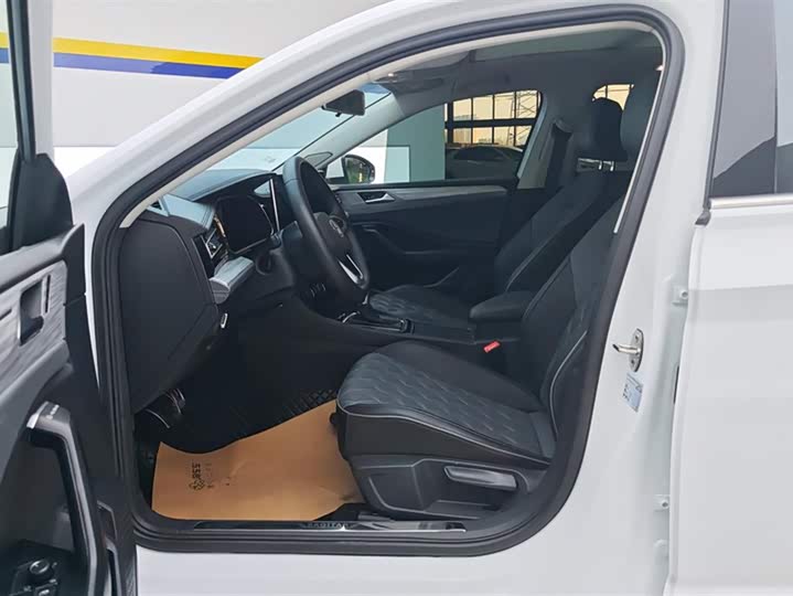 Фото 9 - Volkswagen Sagitar L