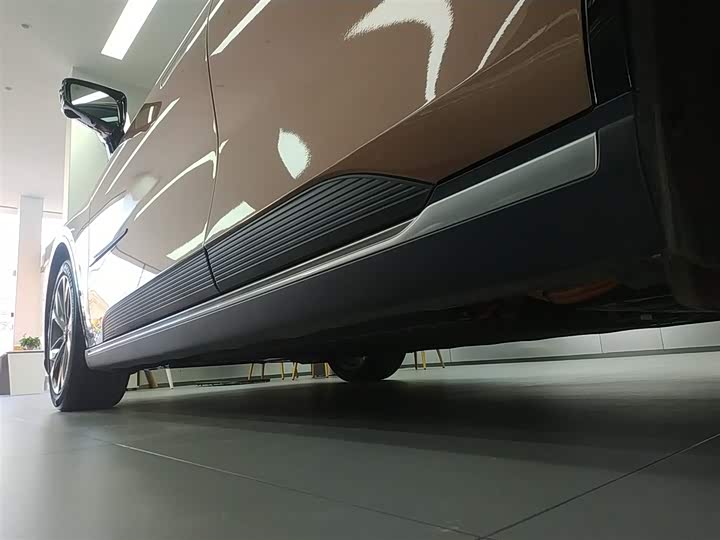 Фото 22 - Mazda EZ-6