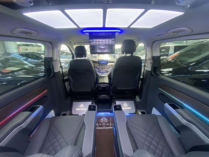 Фото 16 - Mercedes-Benz Vito