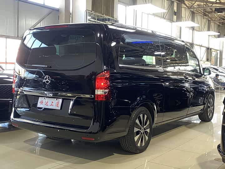 Фото 18 - Mercedes-Benz Vito