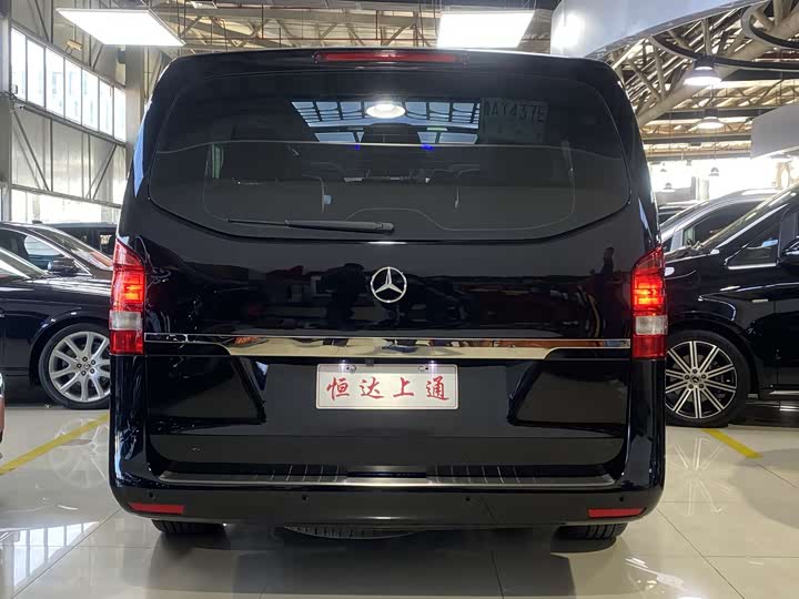 Фото 19 - Mercedes-Benz Vito