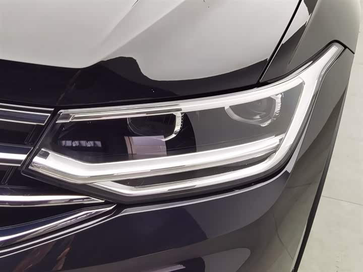 Фото 7 - Volkswagen Tiguan L Pro