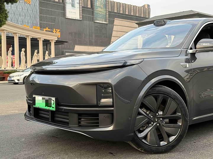 Фото 2 - LiXiang L9