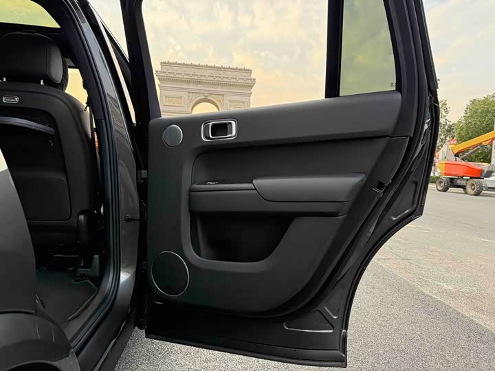 Фото 20 - LiXiang L9