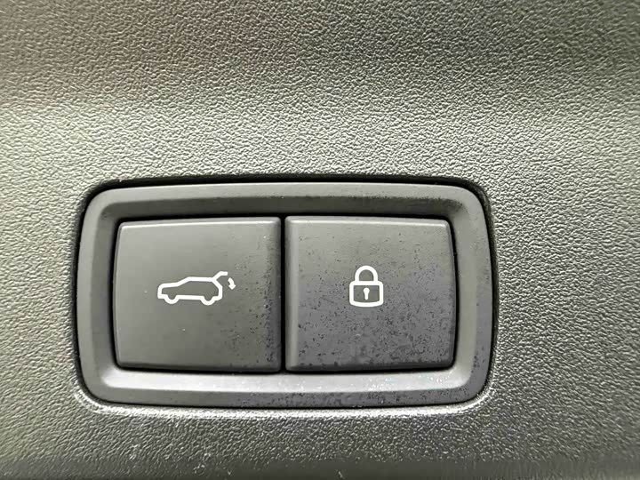 Фото 21 - LiXiang L9