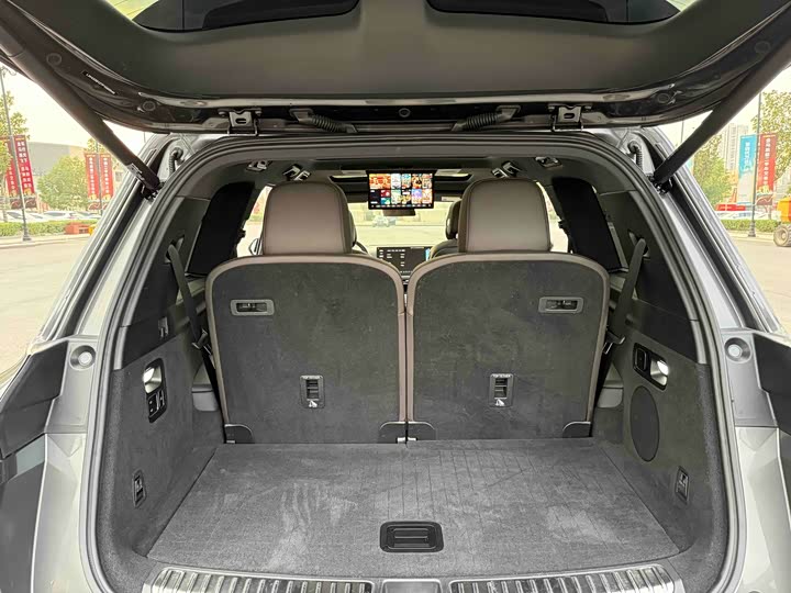 Фото 22 - LiXiang L9