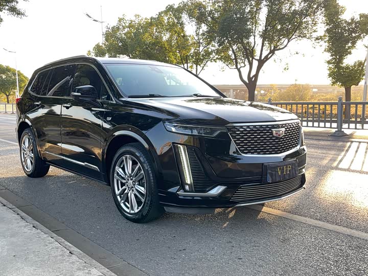 Фото 3 - Cadillac XT6