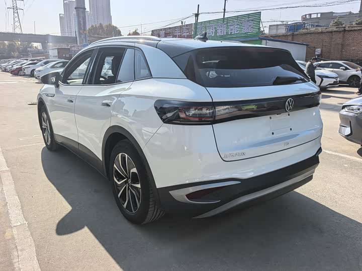 Фото 6 - Volkswagen ID.4 X