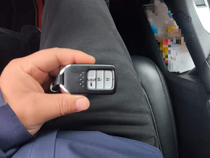 Фото 12 - Honda Avancier