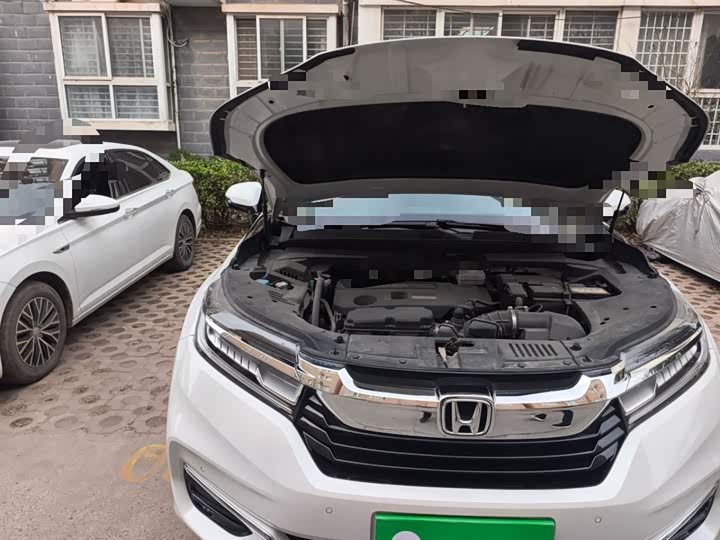 Фото 21 - Honda Avancier