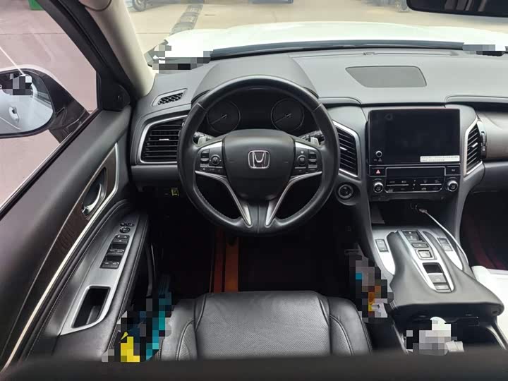 Фото 3 - Honda Avancier