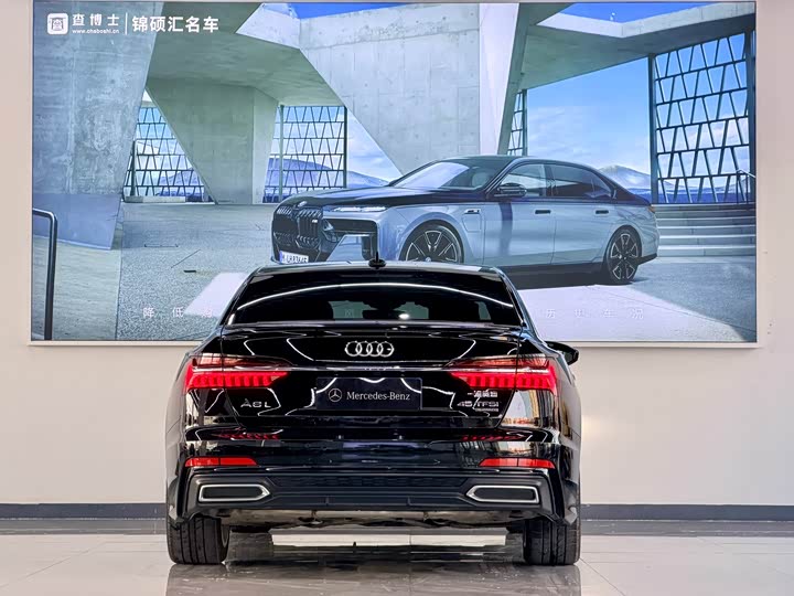 Фото 15 - Audi A6L