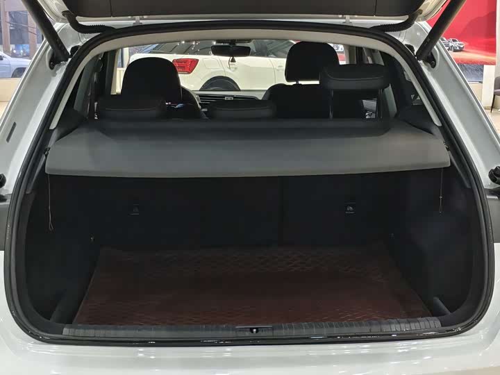 Фото 14 - Audi Q3