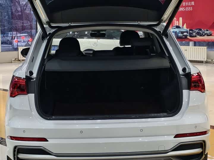 Фото 15 - Audi Q3