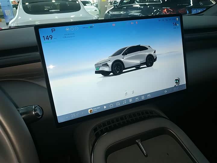 Фото 13 - XPeng G7