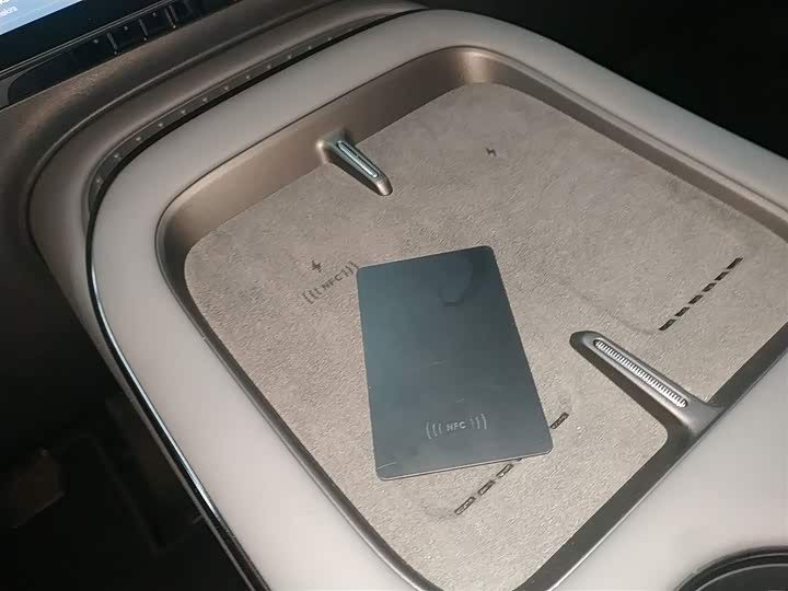 Фото 9 - XPeng G7