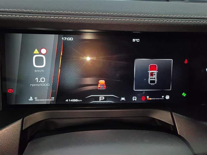 Фото 14 - Tank 300