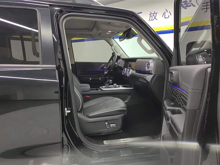 Фото 8 - Tank 300