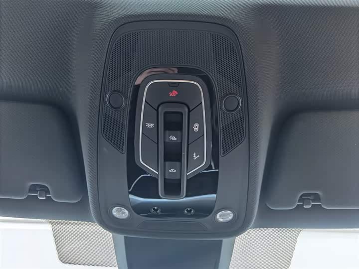 Фото 20 - Audi A6L