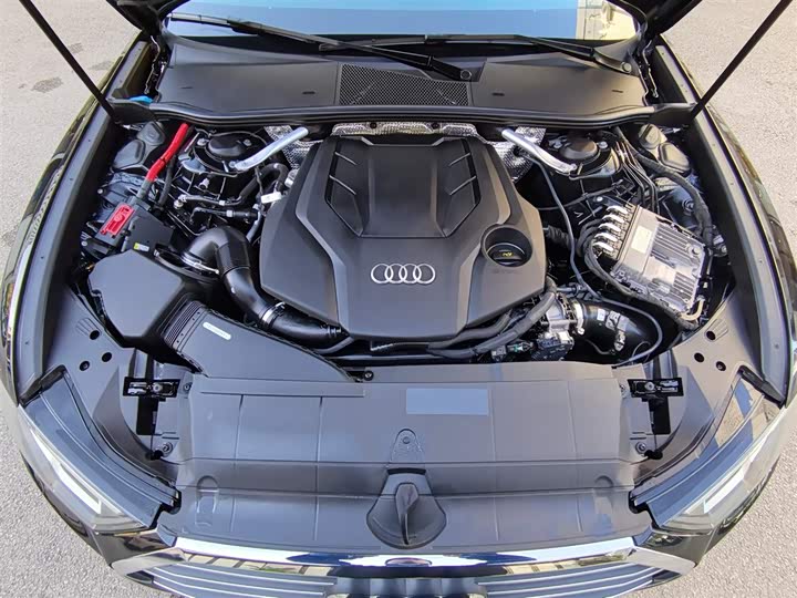 Фото 7 - Audi A6L