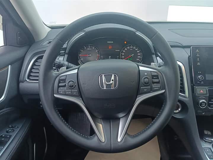 Фото 15 - Honda Avancier