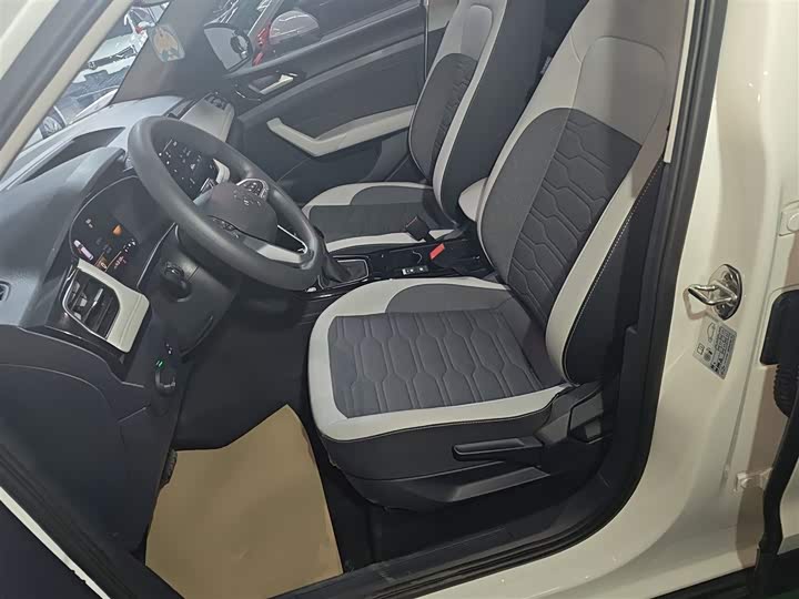 Фото 15 - Volkswagen Tharu