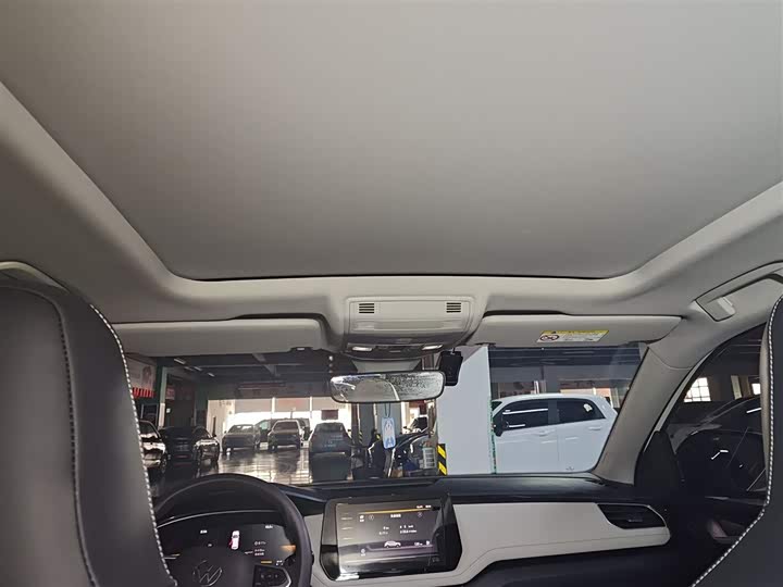 Фото 18 - Volkswagen Tharu