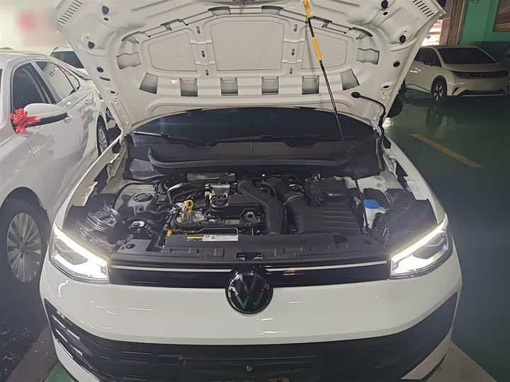 Фото 20 - Volkswagen Tharu