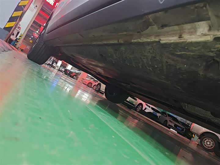 Фото 21 - Volkswagen Tharu