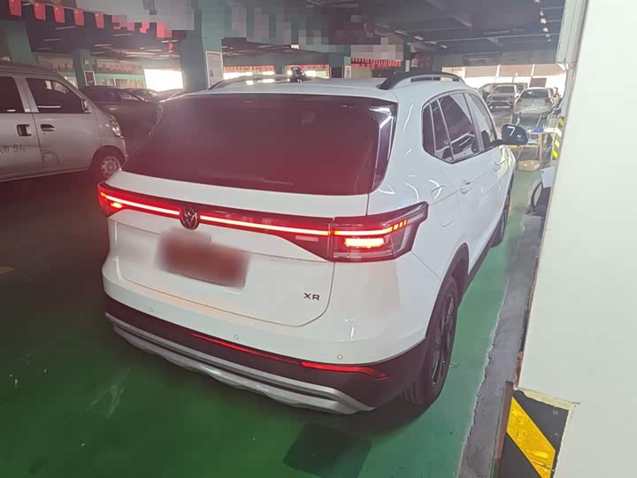 Фото 7 - Volkswagen Tharu