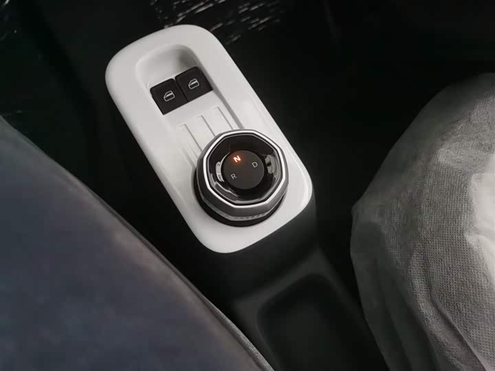 Фото 14 - Geely Galaxy Panda Mini