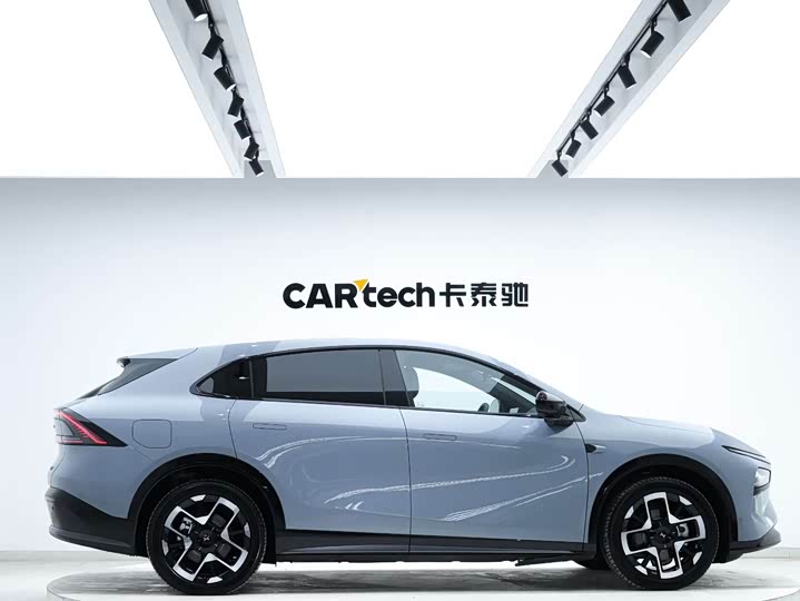 Фото 4 - XPeng G7