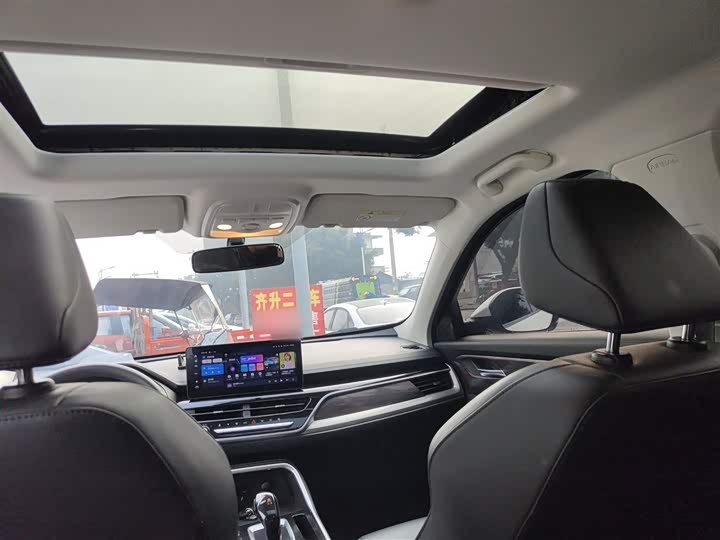 Фото 18 - Haval H6