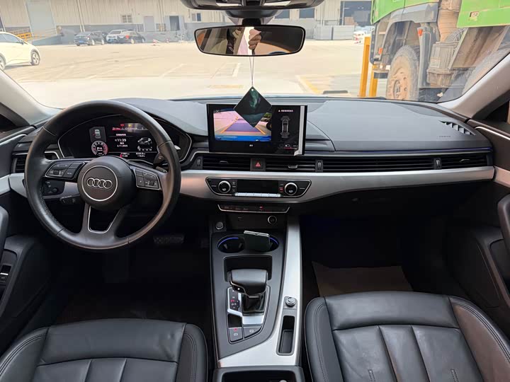 Фото 5 - Audi A5