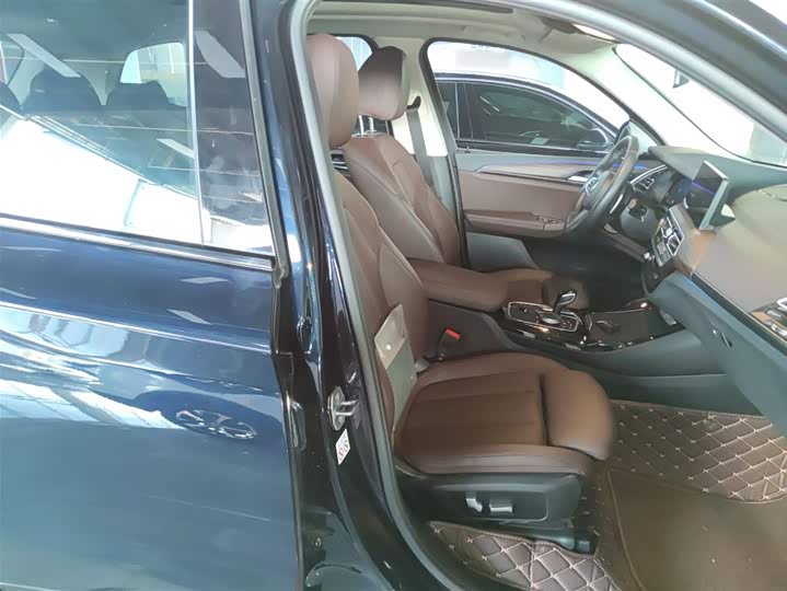 Фото 25 - BMW X3