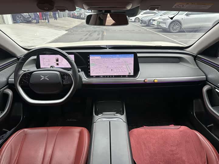 Фото 8 - XPeng P7