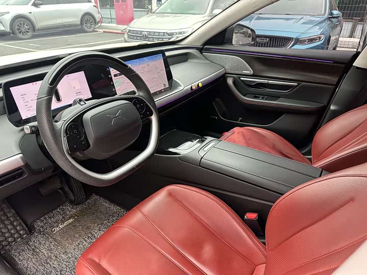 Фото 9 - XPeng P7