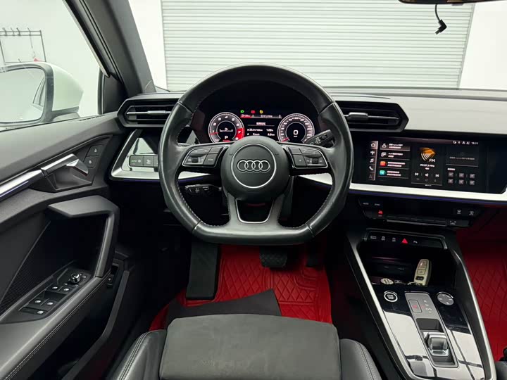 Фото 13 - Audi A3