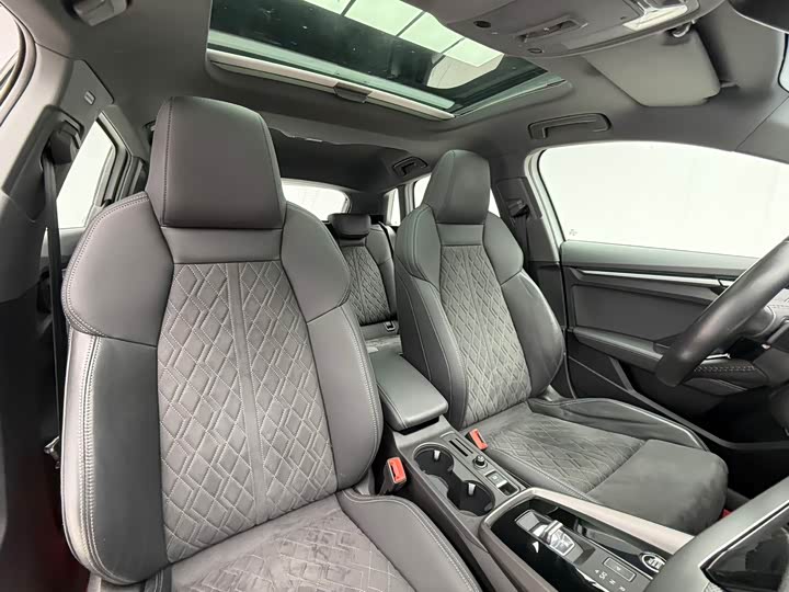 Фото 15 - Audi A3