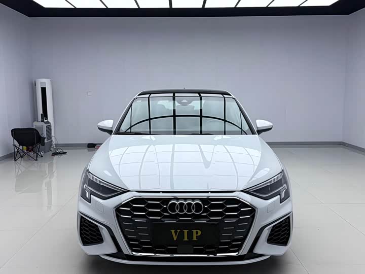 Фото 2 - Audi A3