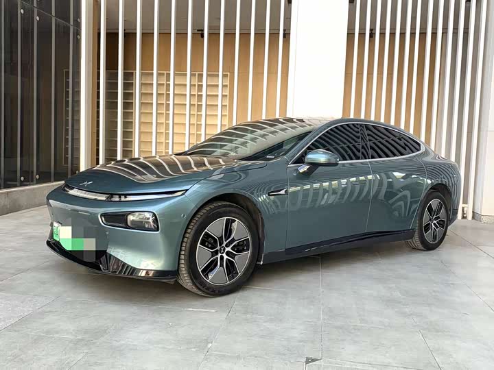 Фото 1 - XPeng P7