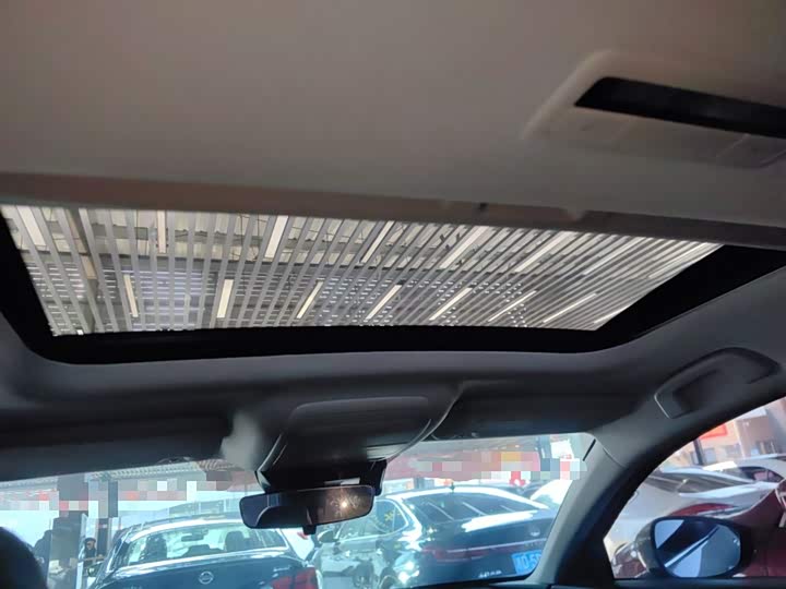 Фото 18 - Mazda CX-30