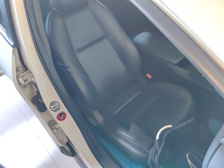 Фото 25 - Mazda CX-30