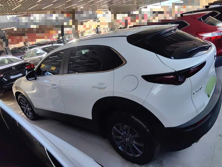 Фото 5 - Mazda CX-30