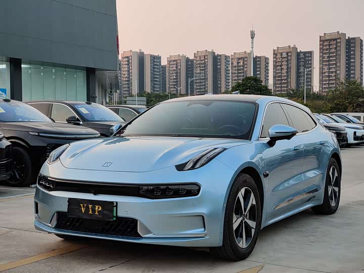 Фото 1 - Zeekr 001