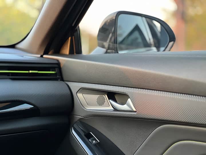 Фото 27 - Haval Chitu