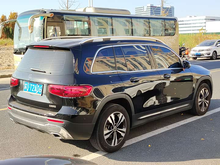 Фото 21 - Mercedes-Benz GLB-Class